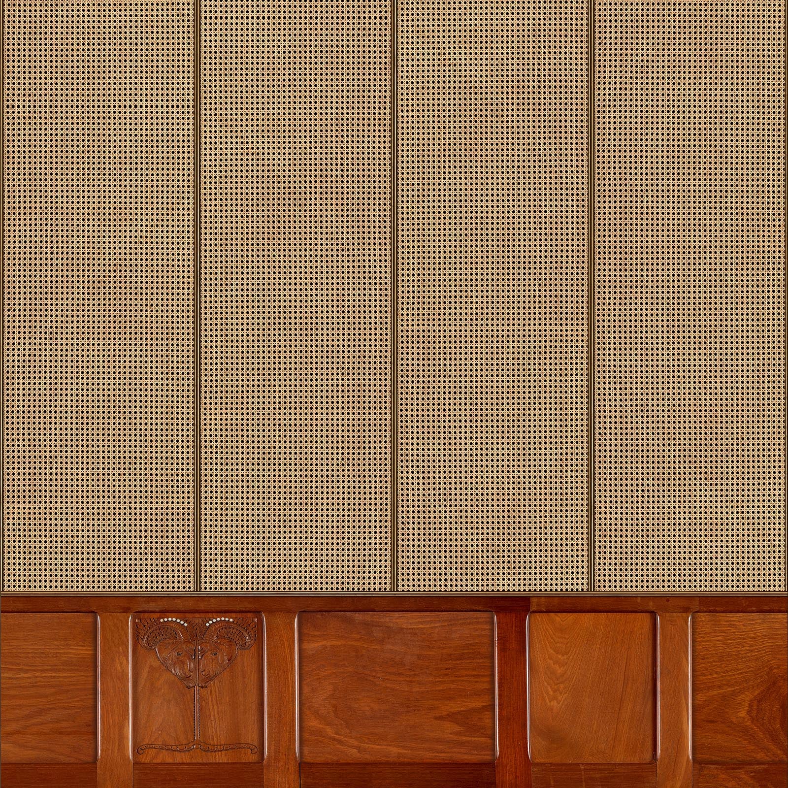 Tapet designer Wainscoting, Carved Wood Brown by Mr & Mrs Vintage, NLXL, 2.37mp 2.37mp